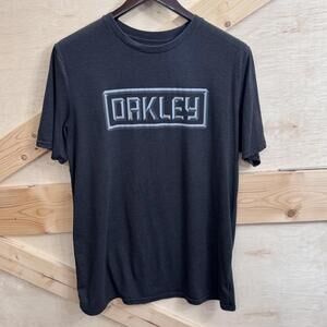 Oakley Shirt Mens Medium Black Gray Logo Graphic Regular Fit Casual Tee Y2K
